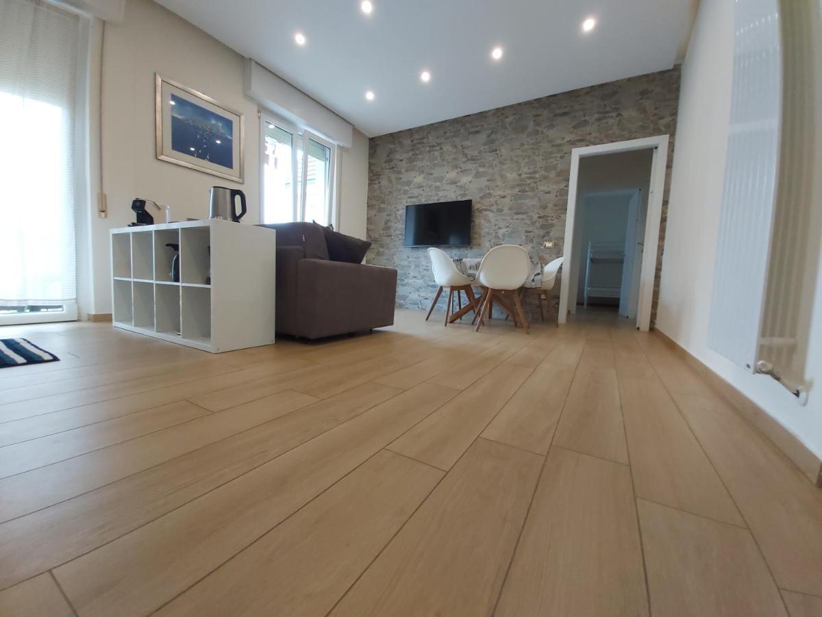 Apartamento Le Rive Desenzano del Garda Exterior foto